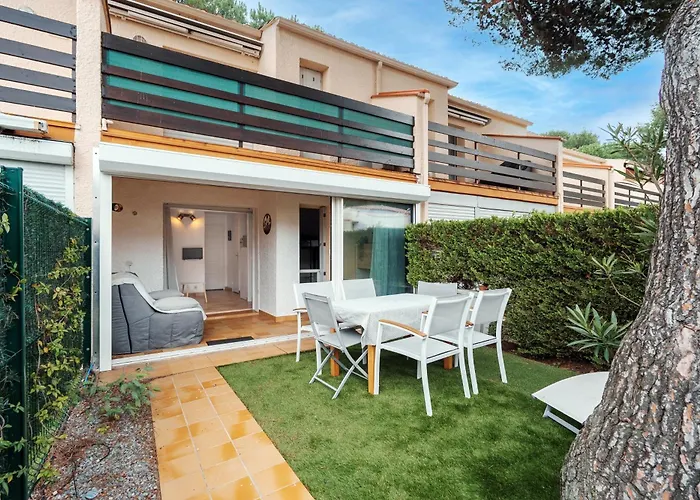 La Cassiopee - Parking Prive *